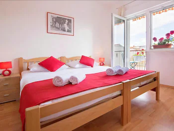 Apartments Iskra