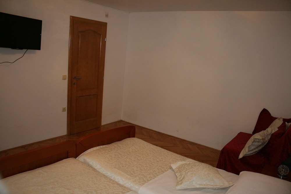 Apartments Josipa