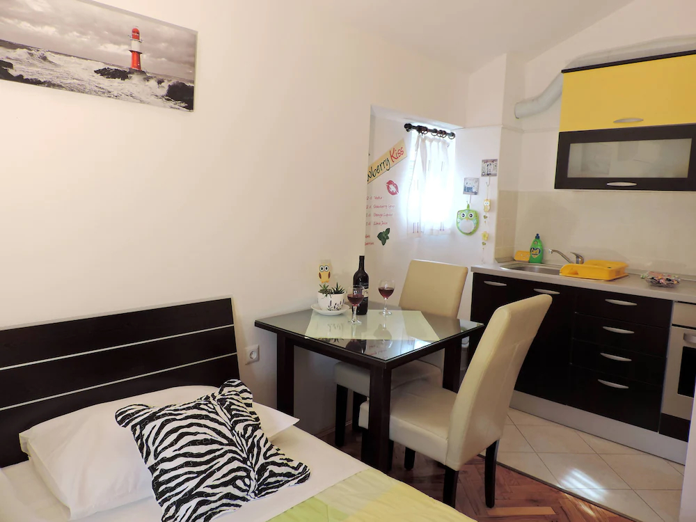 Apartments Lana