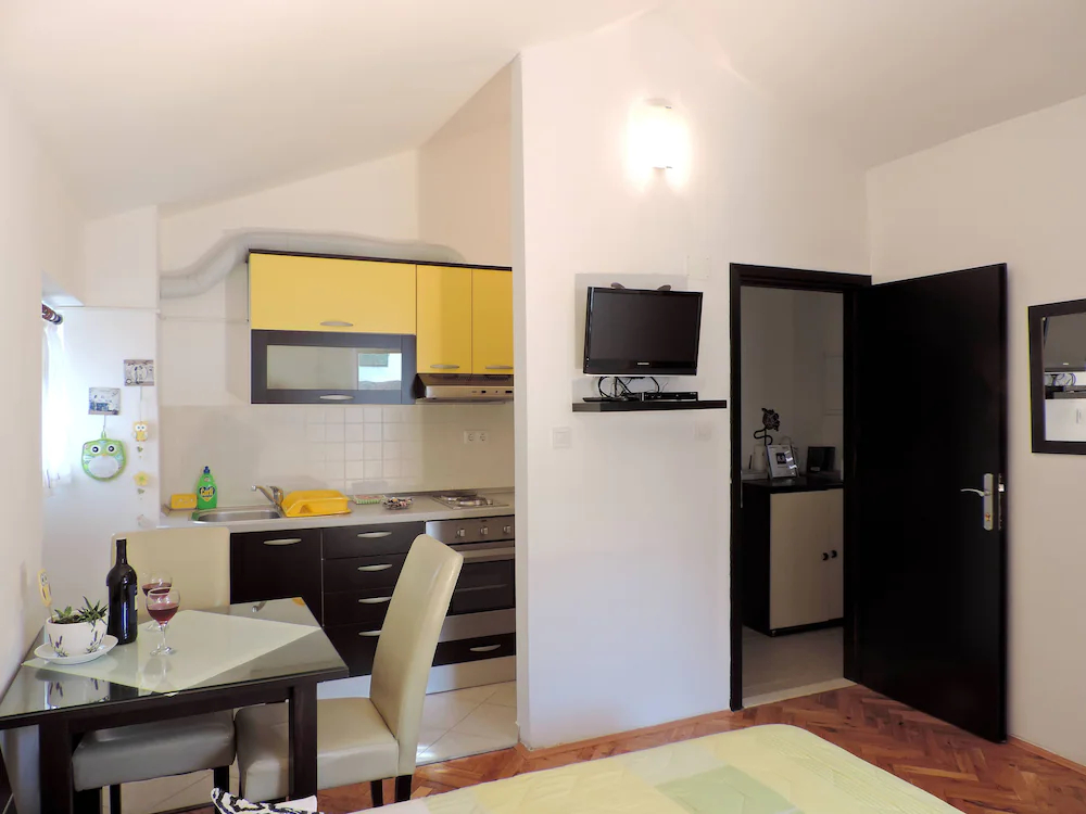 Apartments Lana