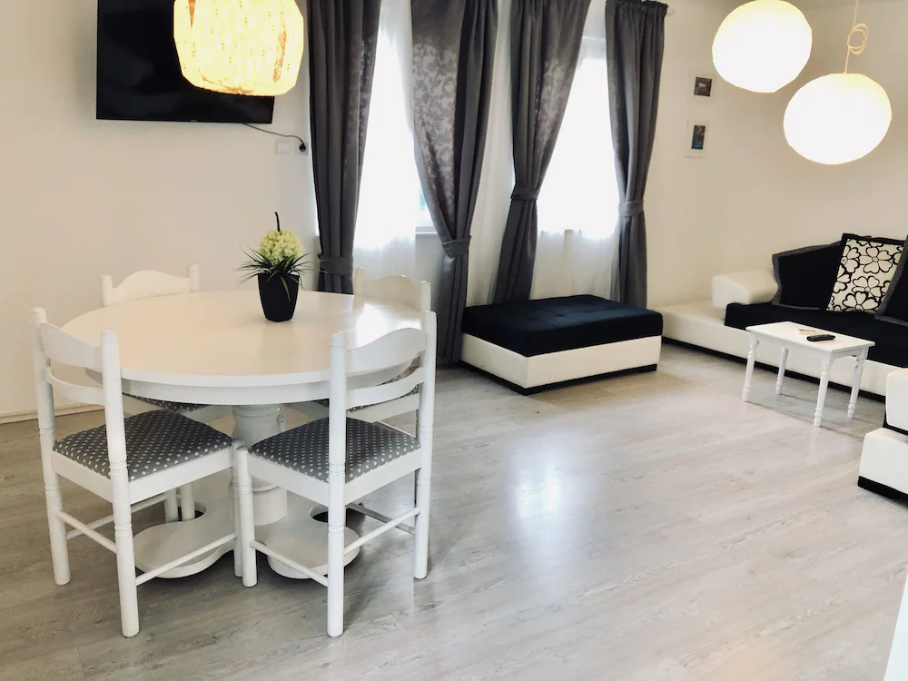 Apartments Mariani