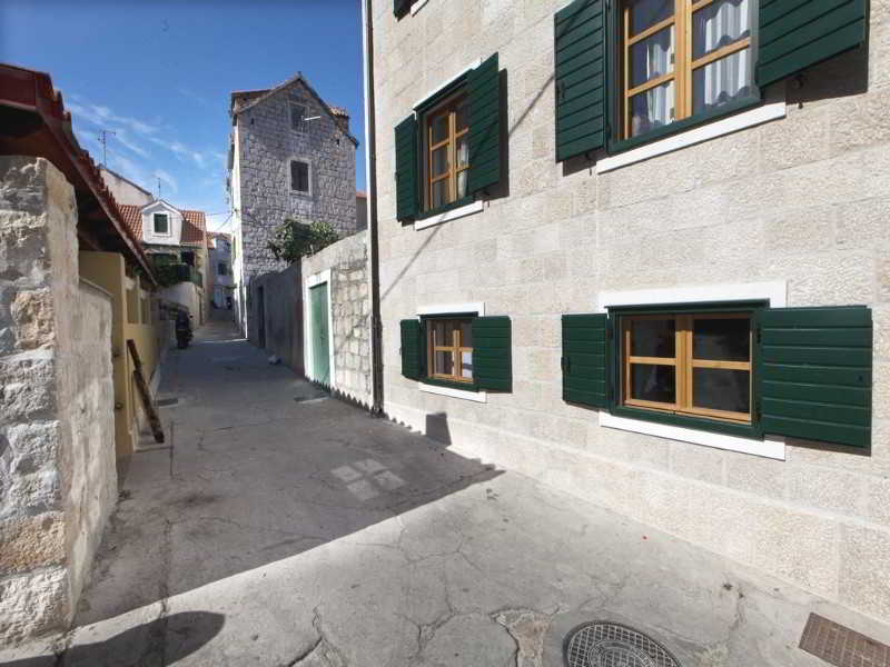 Apartments Perla