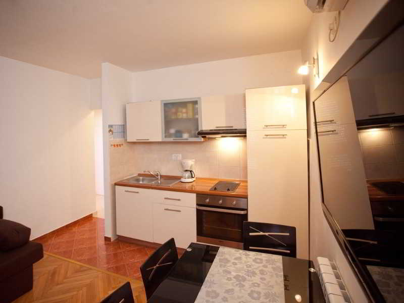Apartments Ruzica