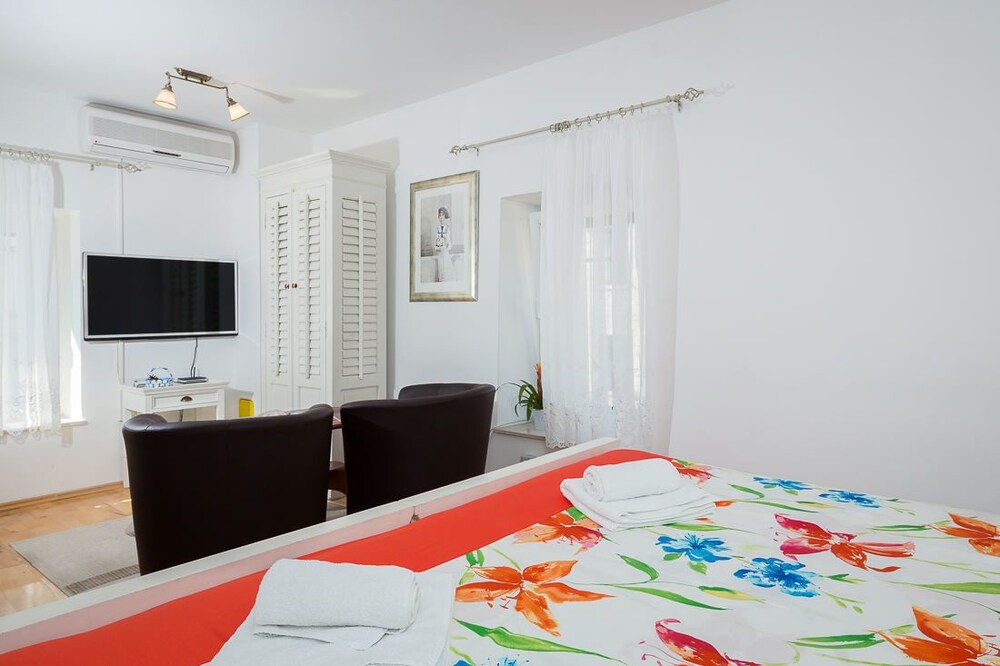 Apartments Sunce