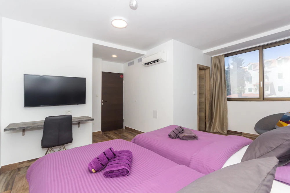 Apinelo Tower Rooms