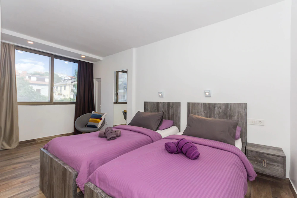 Apinelo Tower Rooms