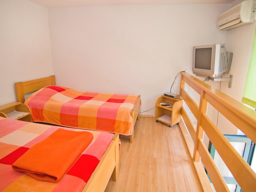 Apartments Sanda