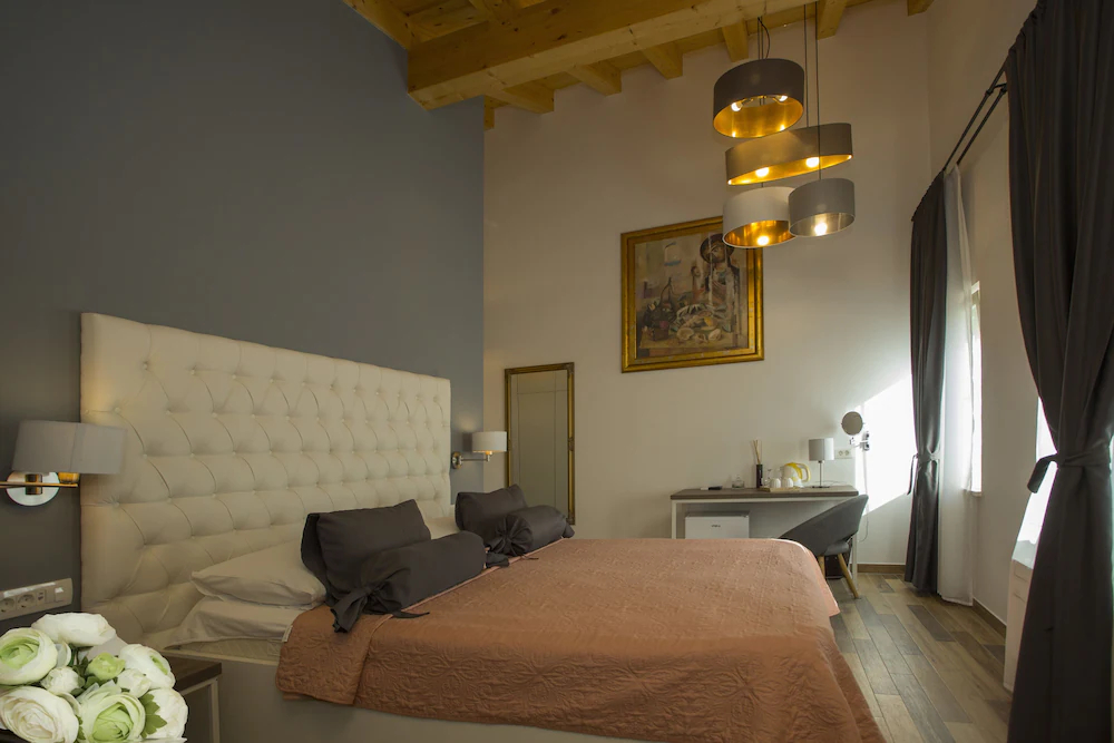 Aspalathos Residence