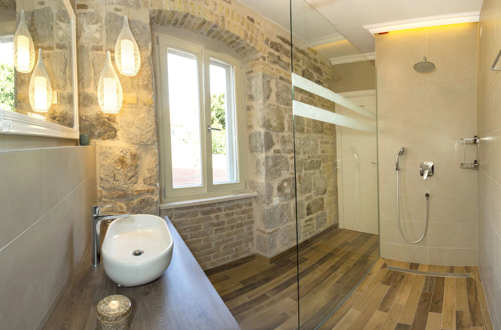 Aspalathos Residence