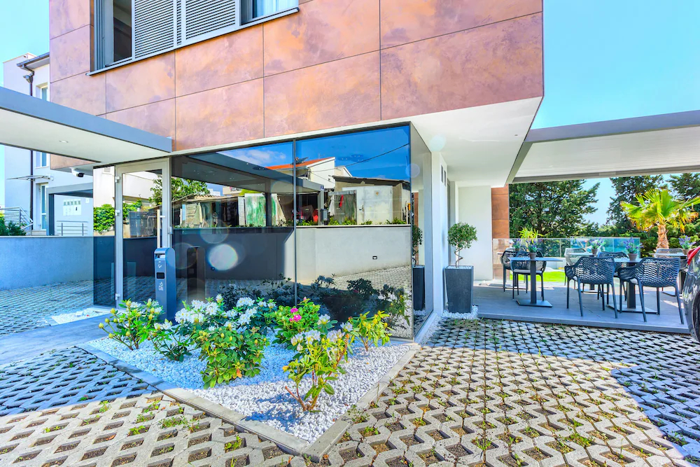Bel Residence