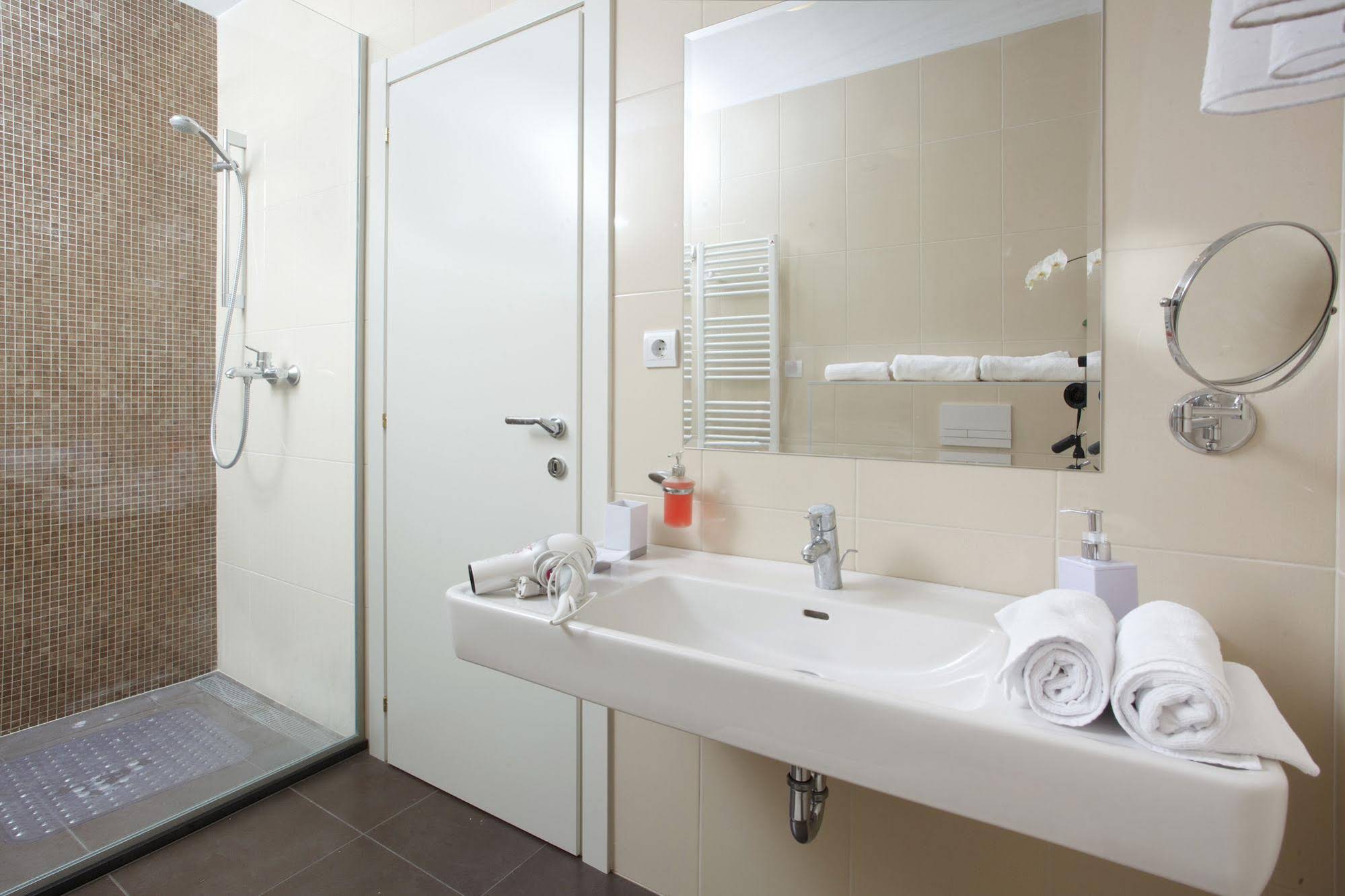 Boban Luxury Suites