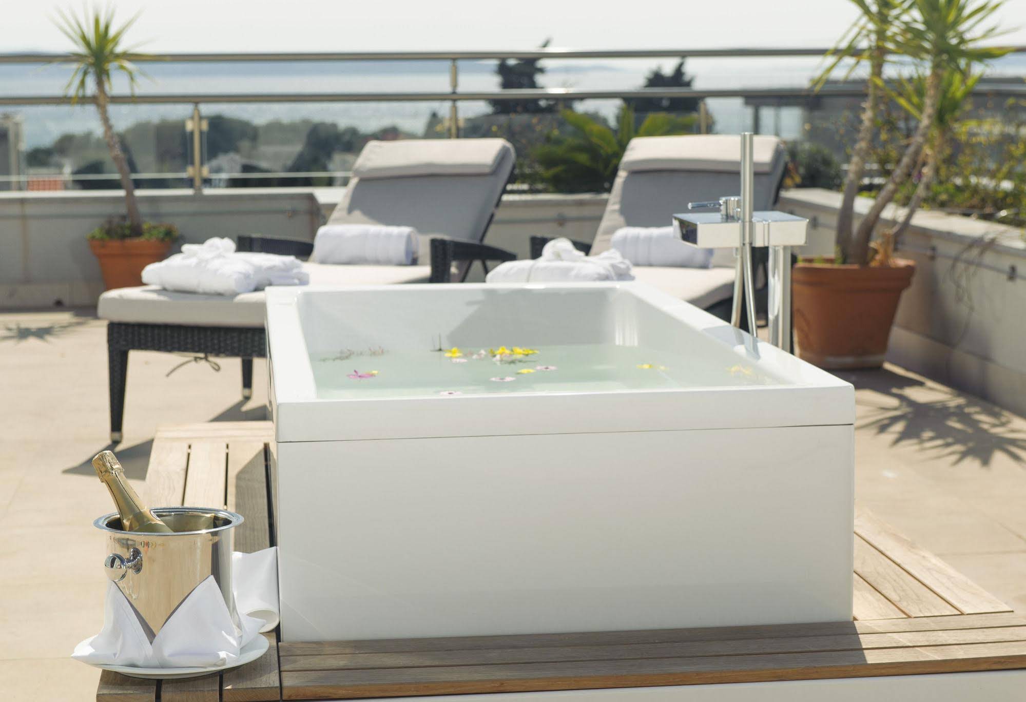 Boban Luxury Suites