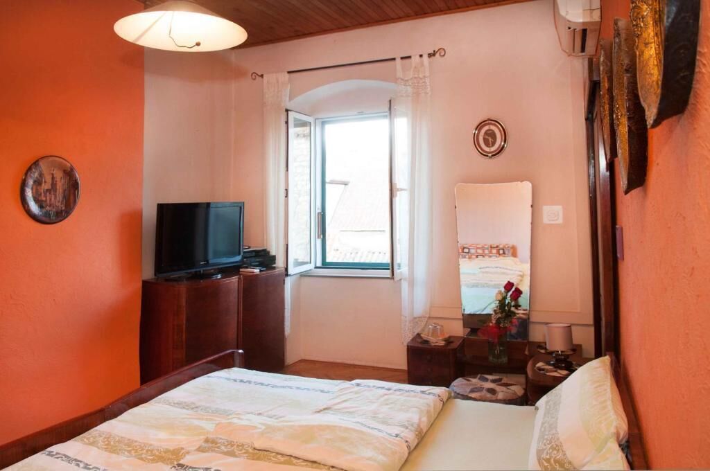 Buga And Tuga Rooms