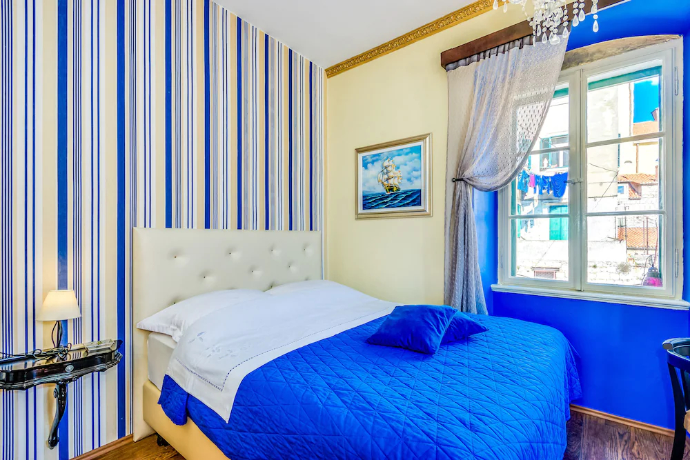 Captain's Apartment