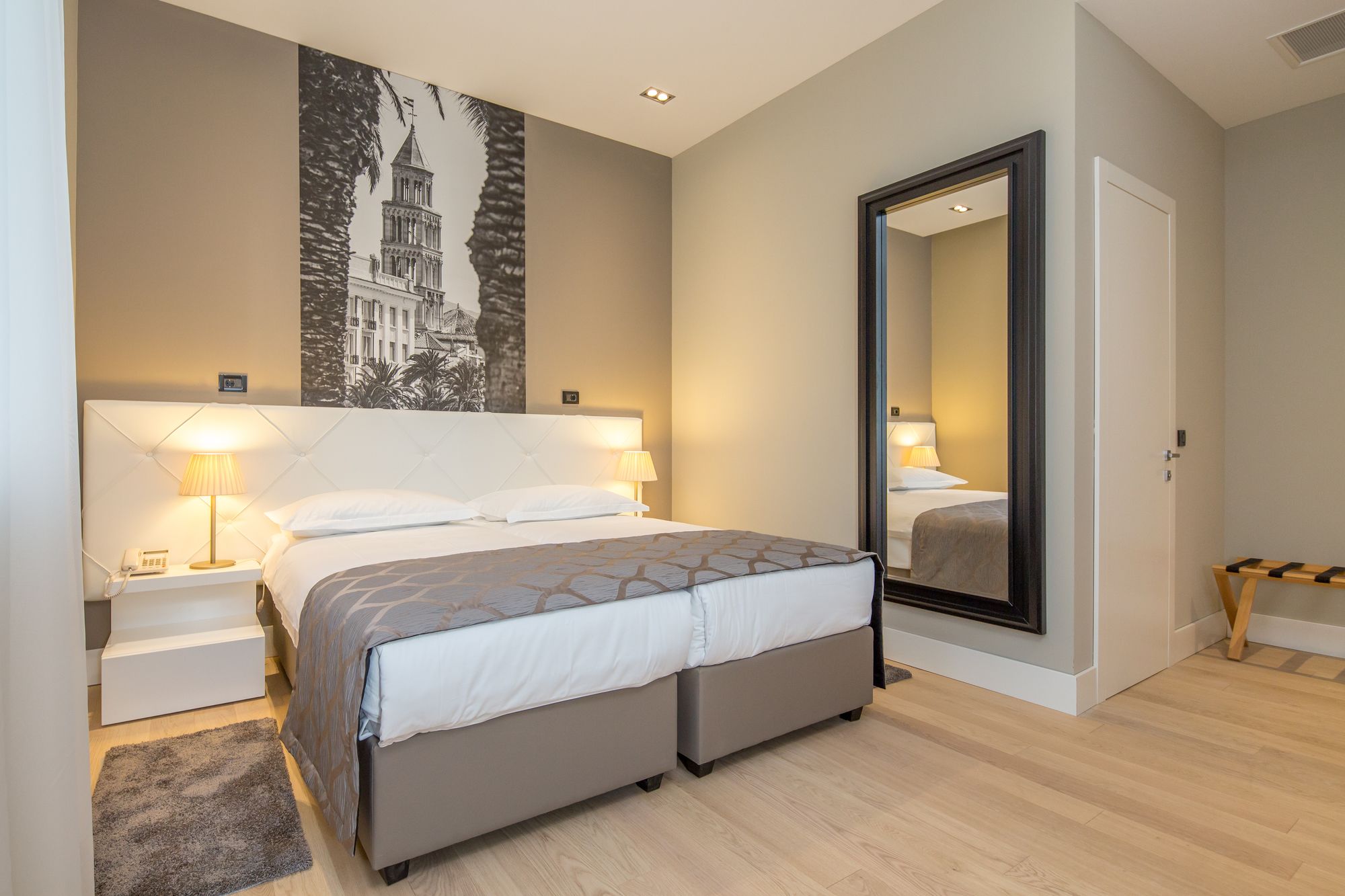 Cornaro Hotel
