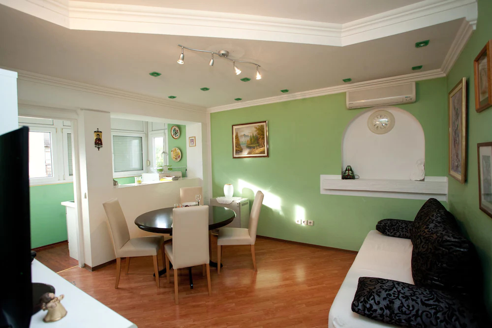 Cro Jet Set Apartments
