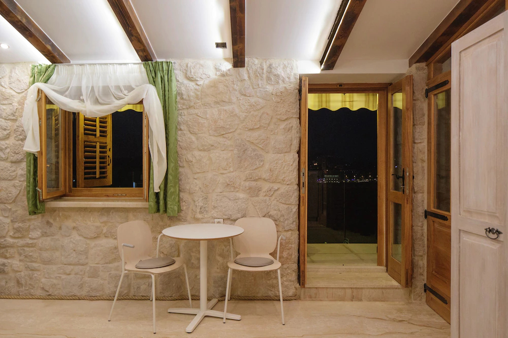 Luxury View Marjan