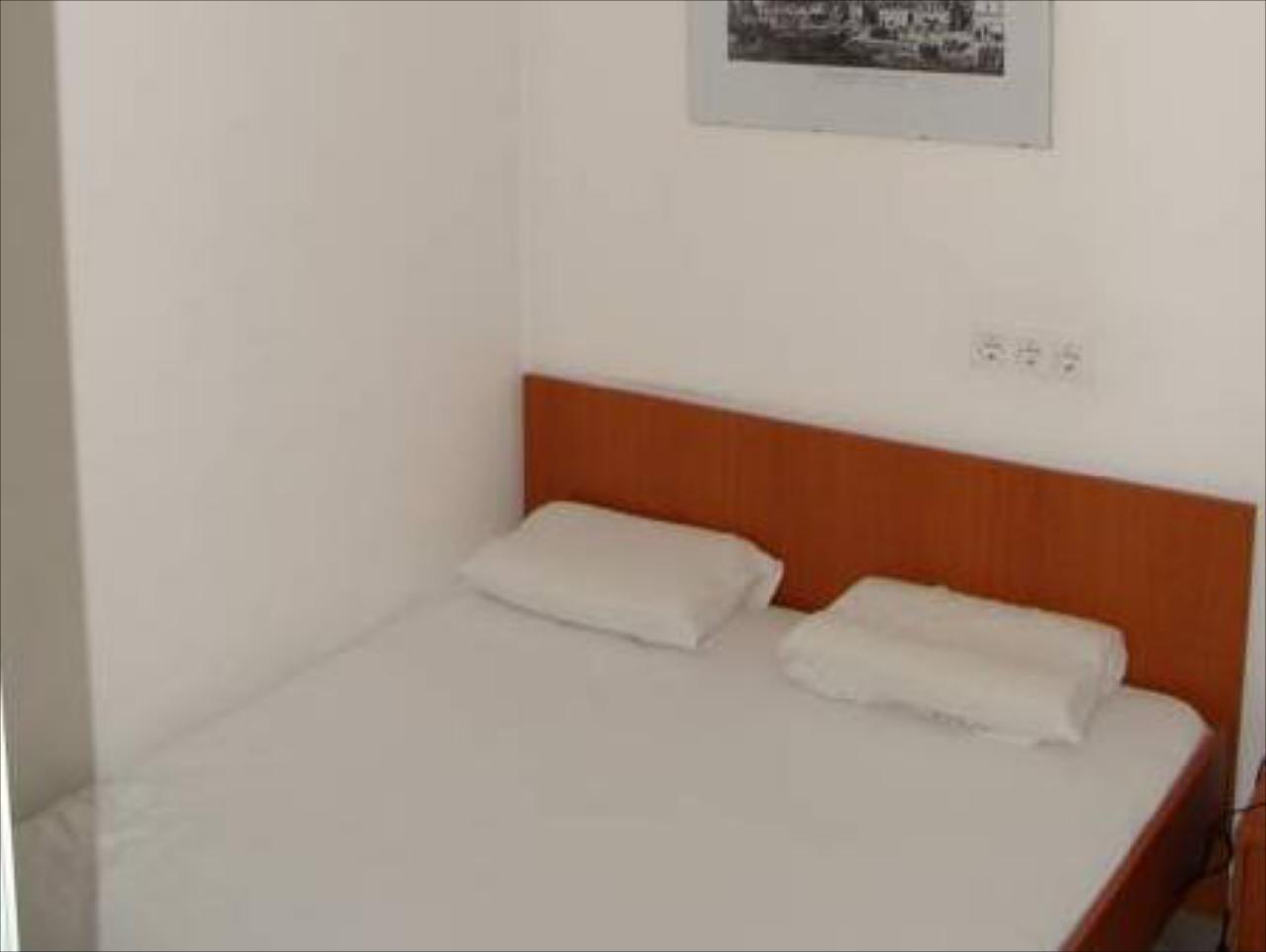 Diocletian Apartments & Rooms