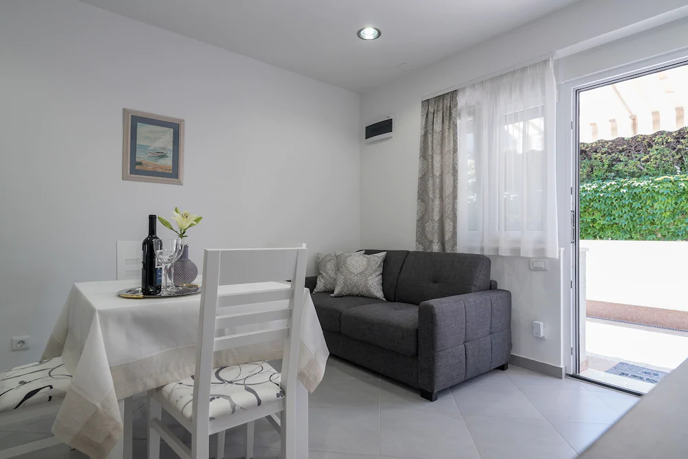 Drop In Split Apartments