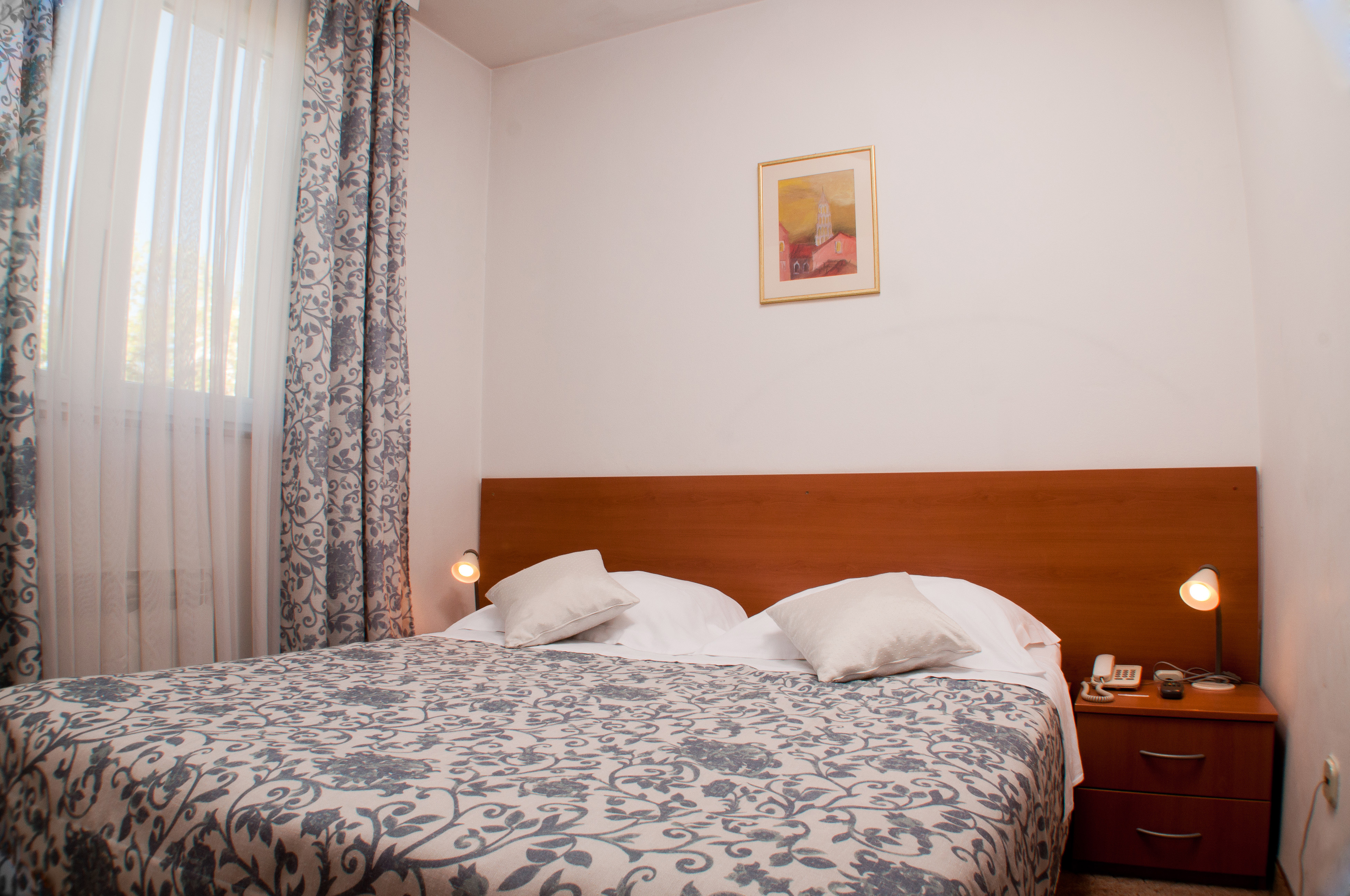 Dujam Hotel