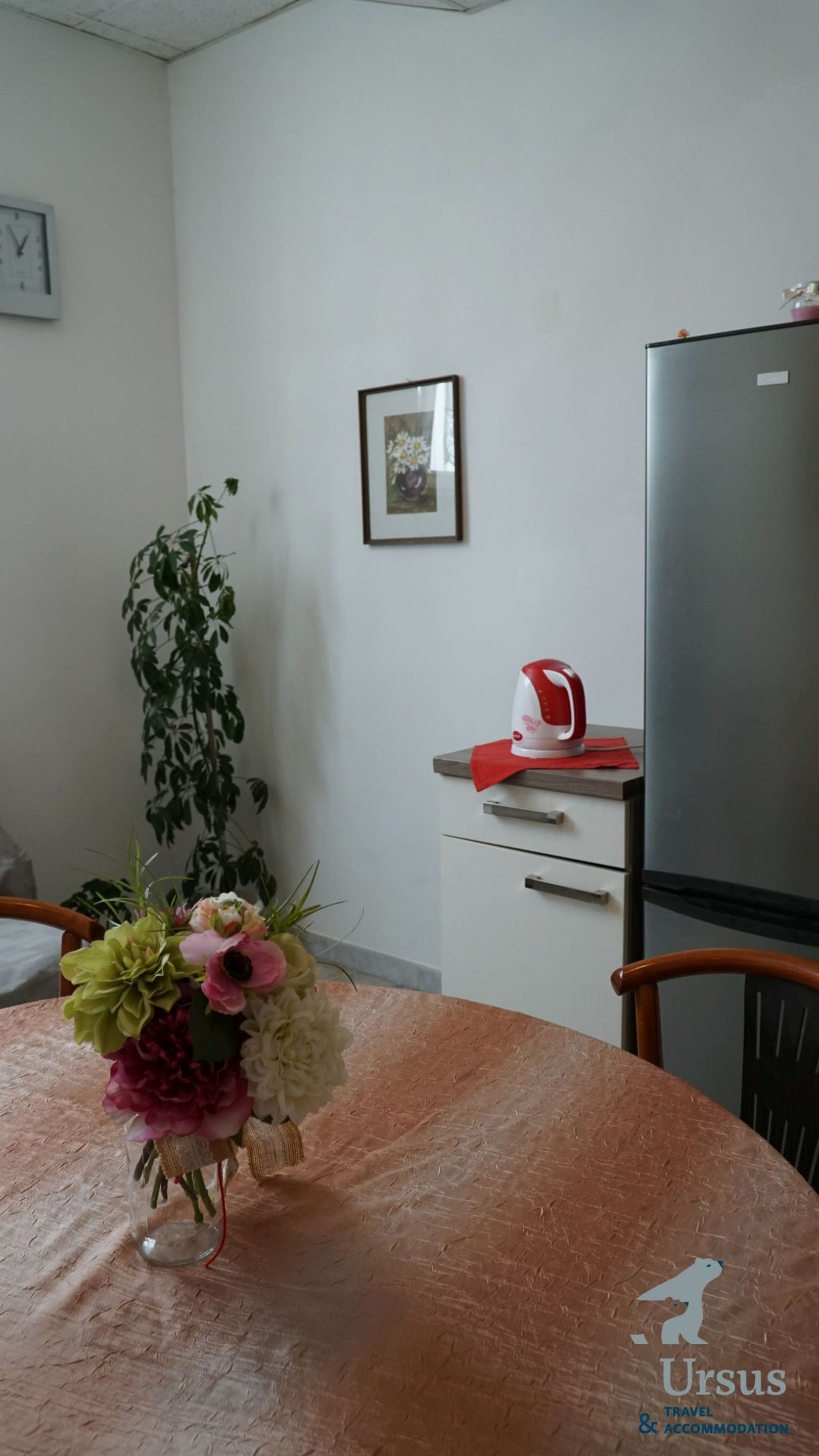 Duplex Apartment Tinel