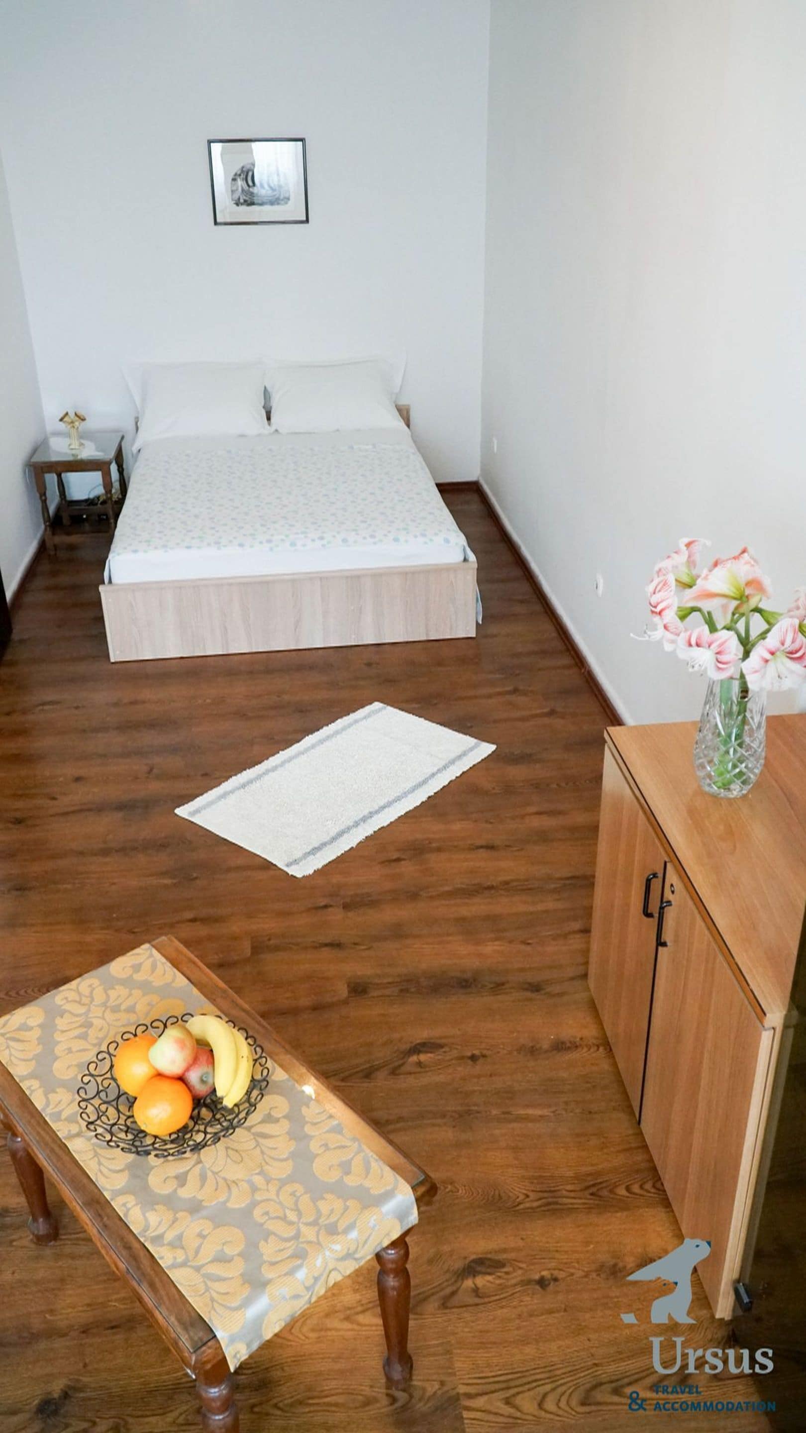Duplex Apartment Tinel