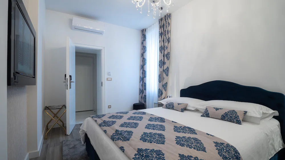 Elixir Luxury Rooms