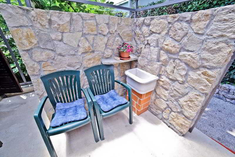 Garden Apartment Hotel