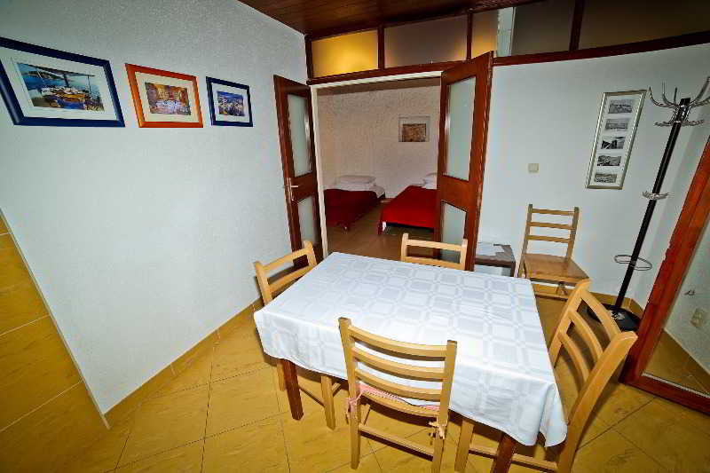 Garden Apartment Hotel