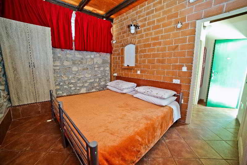 Garden Apartment Hotel