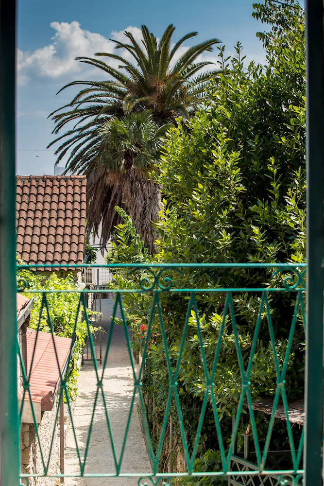 Garden Apartment Hotel