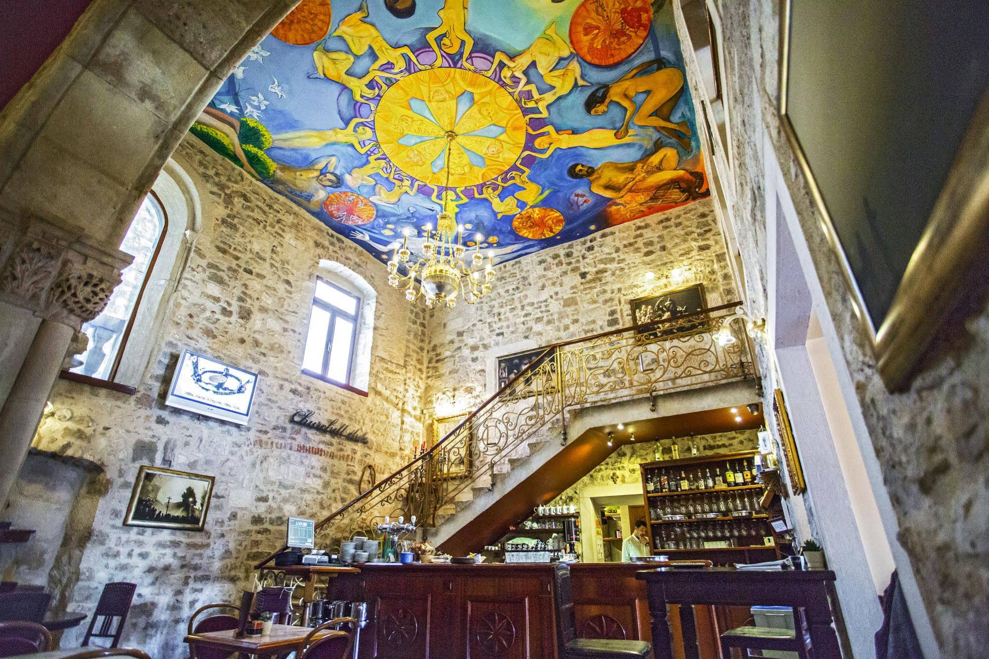 Grisogono Palace Luxury Apartment