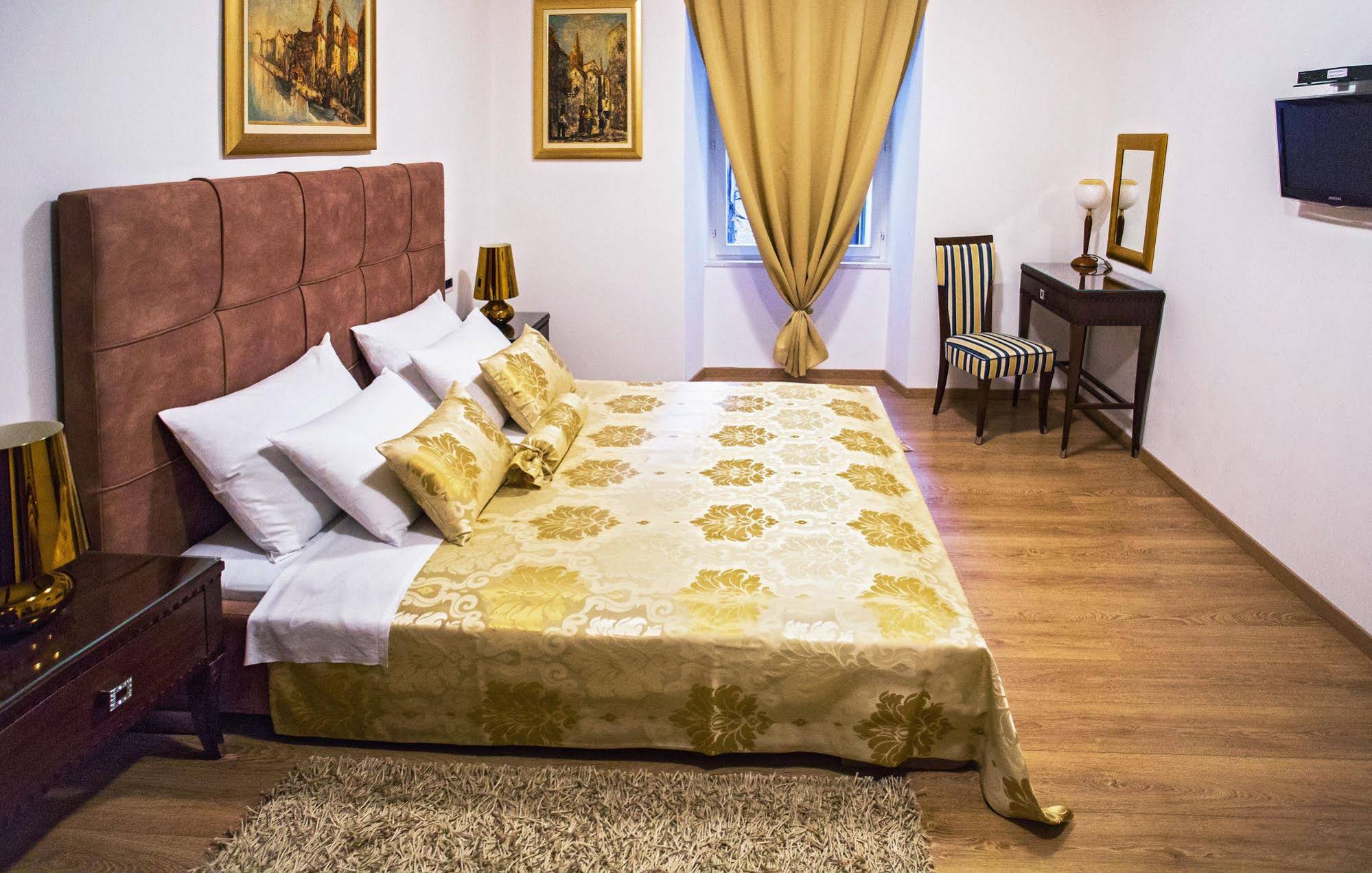 Grisogono Palace Luxury Apartment