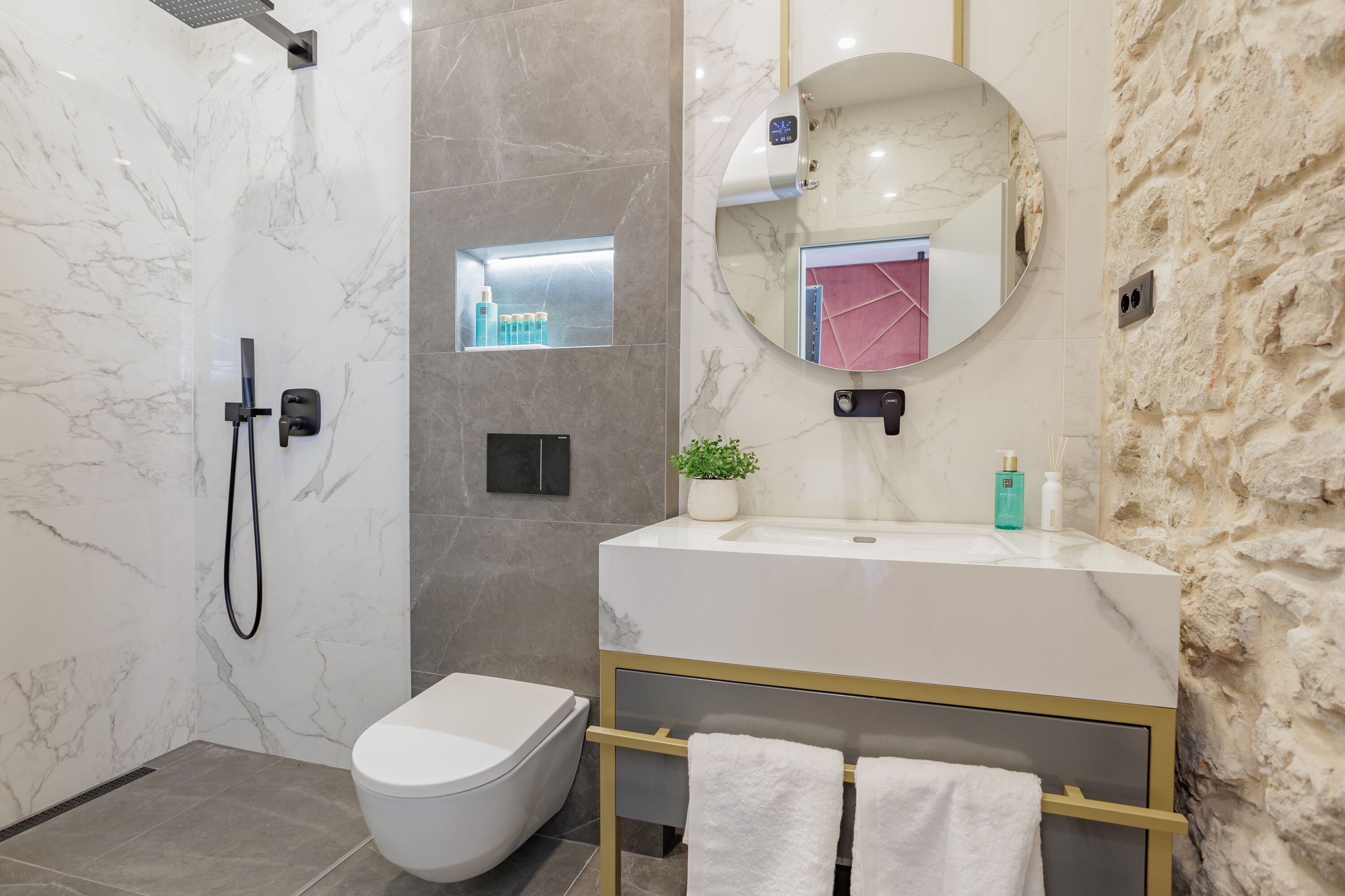 Heritage Rooms Split Olympic Dream
