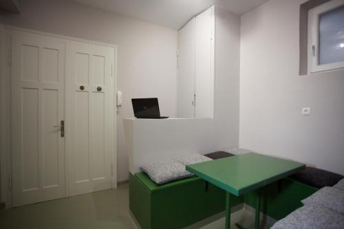 Hostel Emanuel