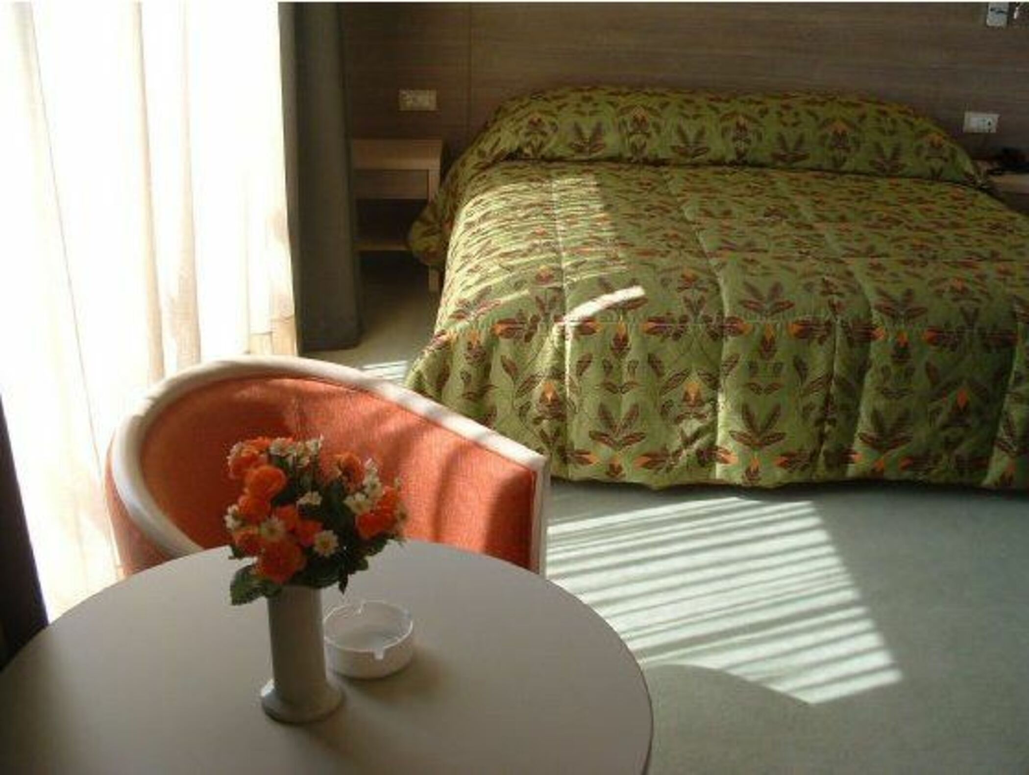 Hotel Mondo