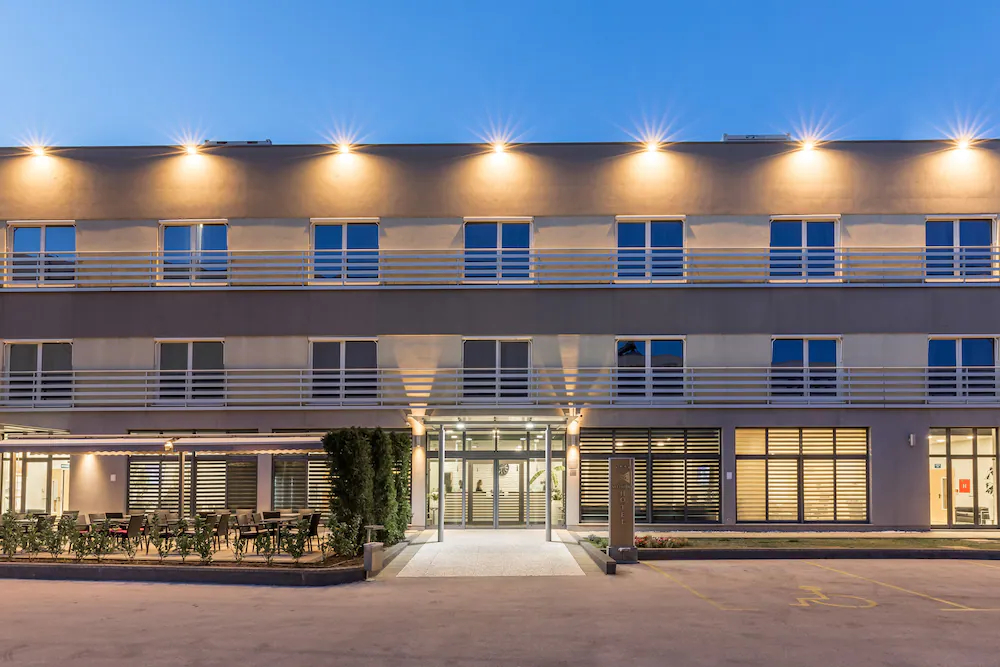 Hotel Mondo
