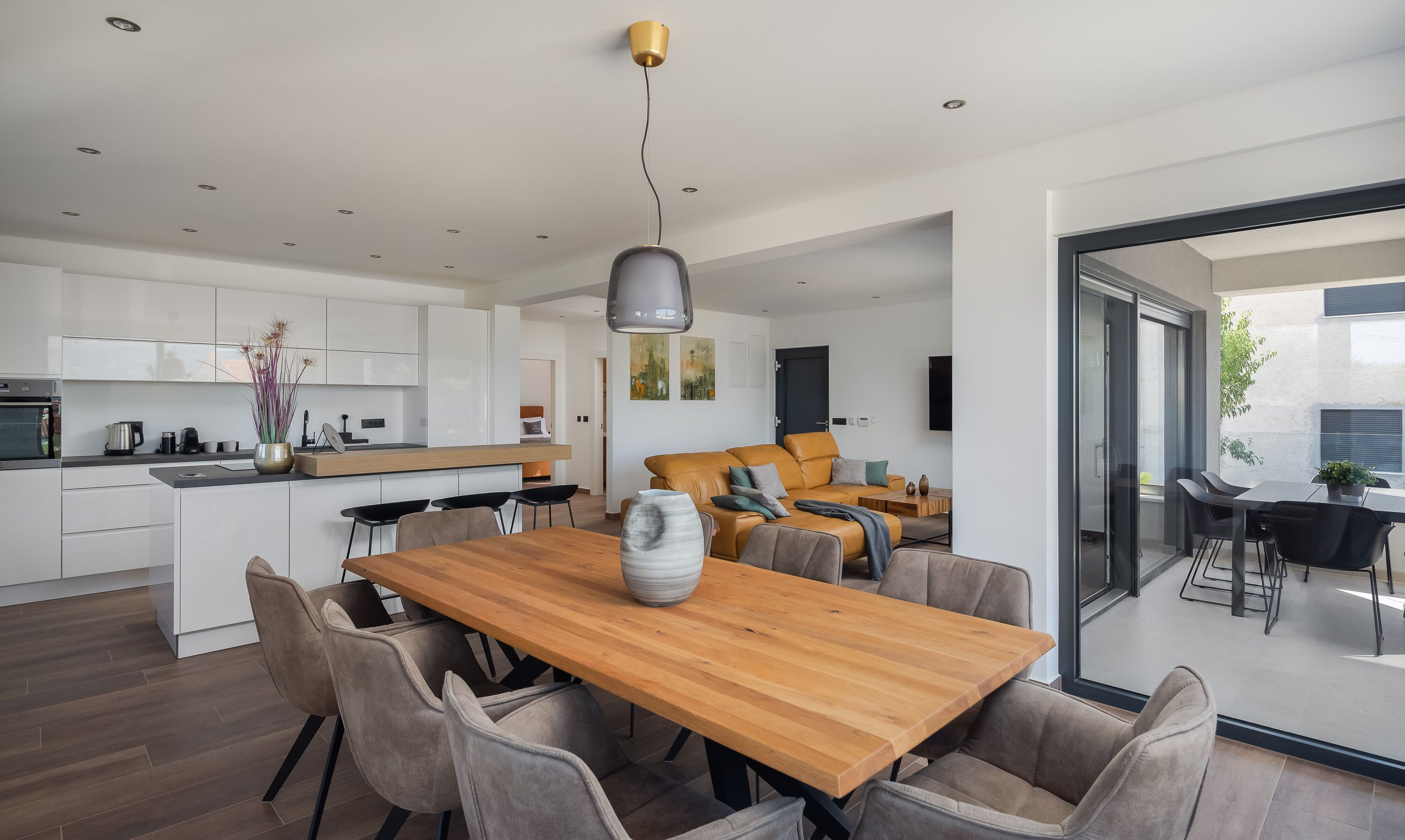 House & Home Residence