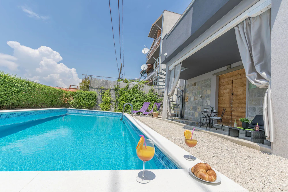 House Lisica