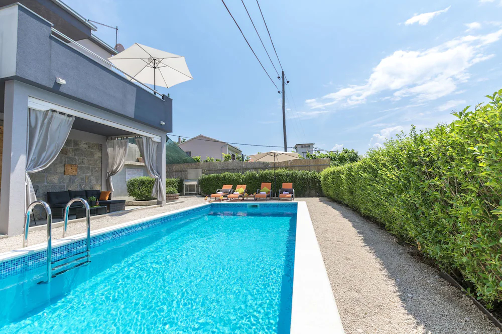 House Lisica
