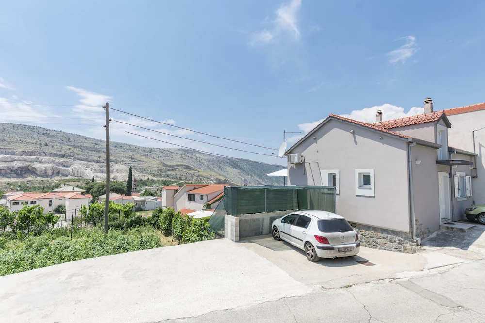 House Lisica
