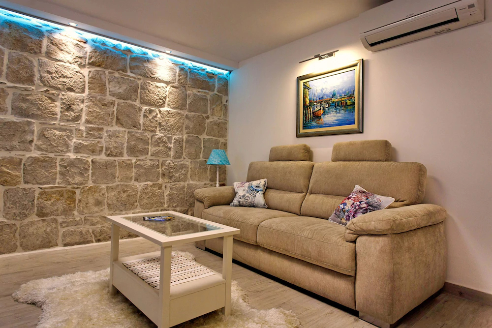 House Sandra - Guest House