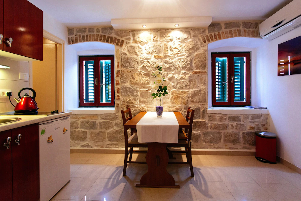 House Sandra - Guest House
