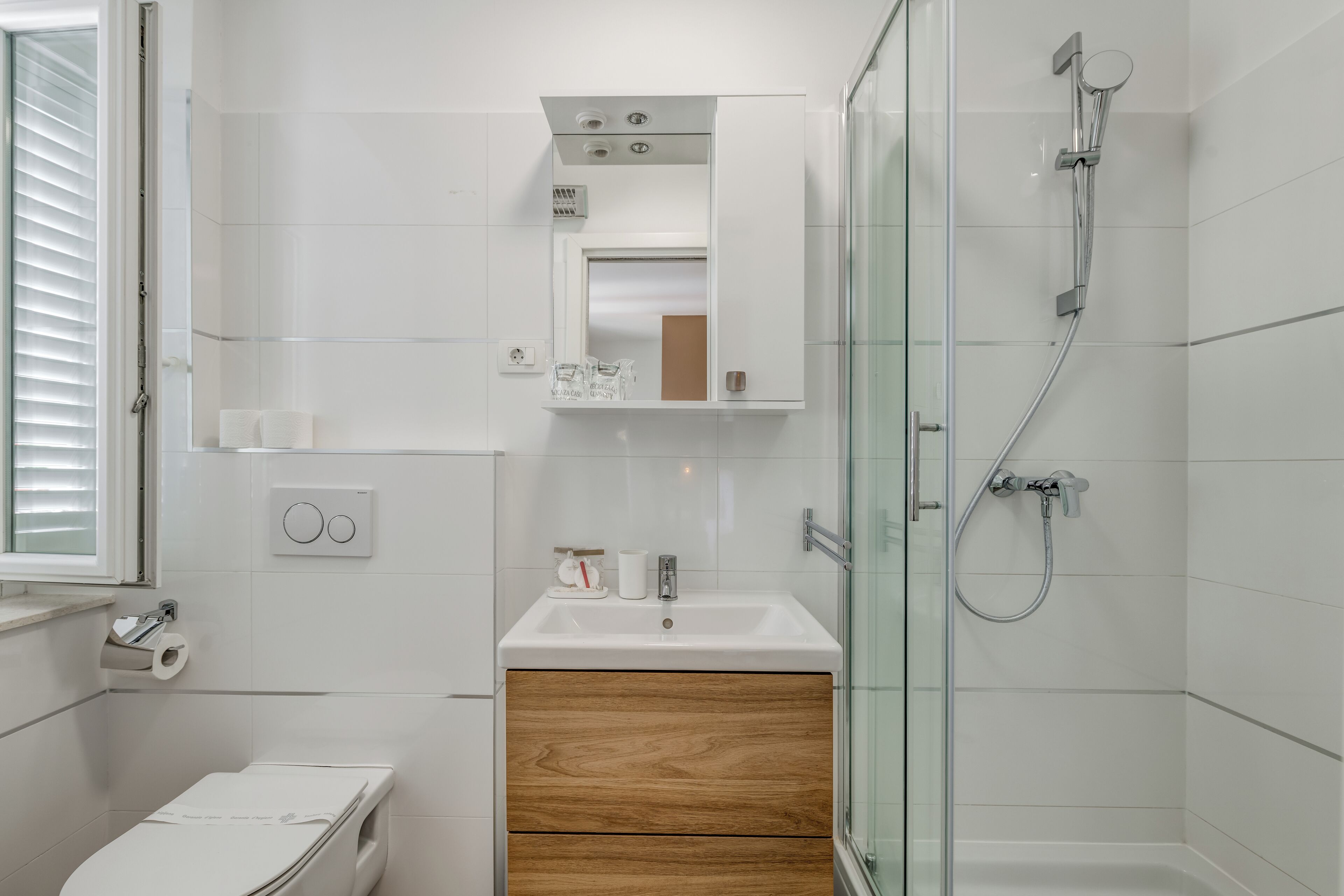 InMotion Luxury Rooms