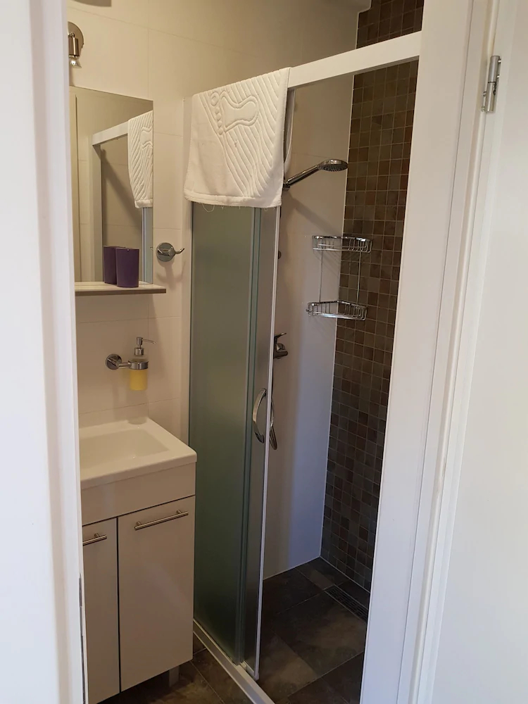 Jes boutique rooms