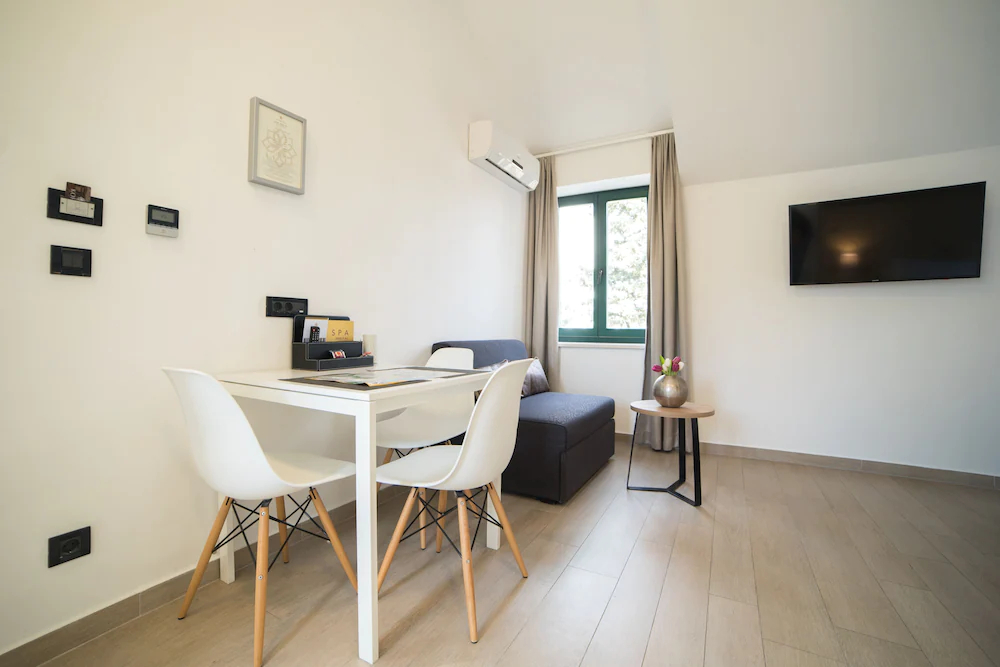 Korta Apartments