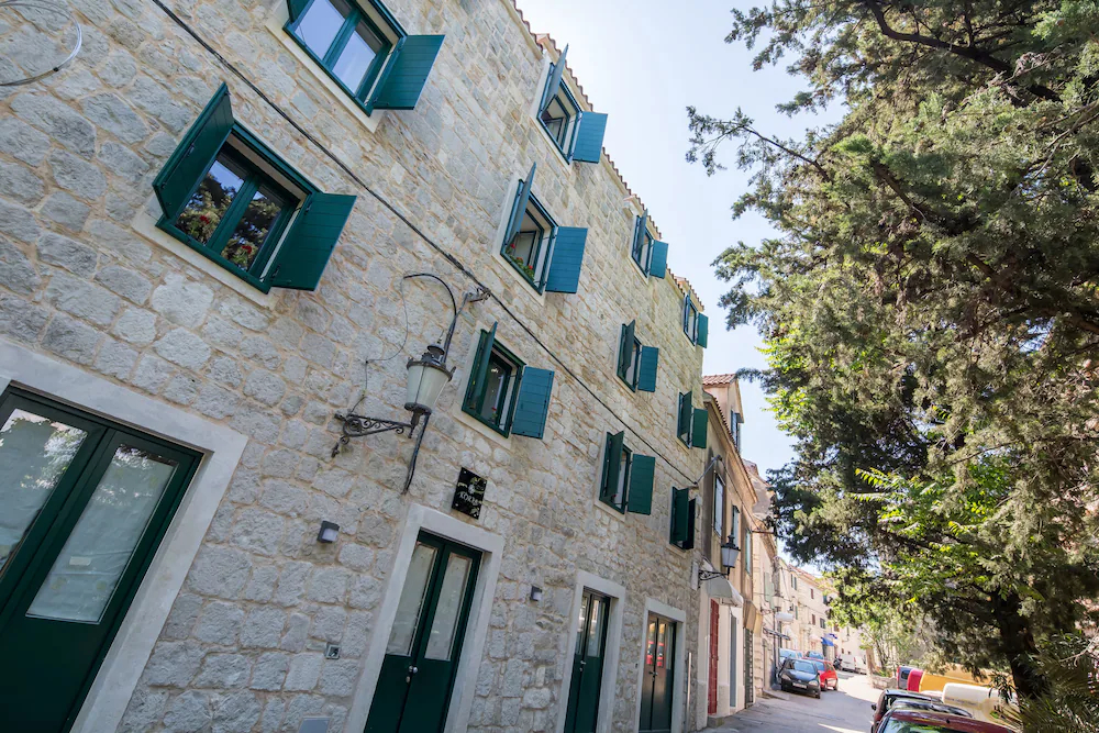 Korta Apartments
