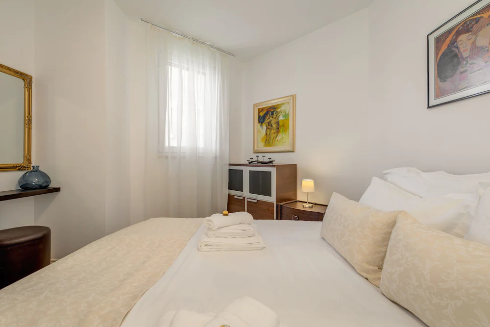 Apartments Mariot