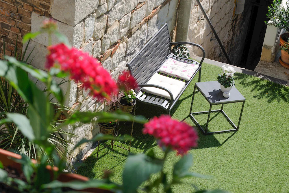 Lanterna Rooms