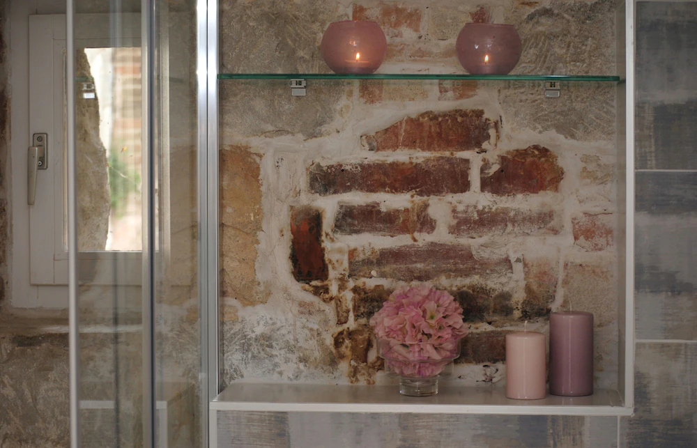 Lanterna Rooms